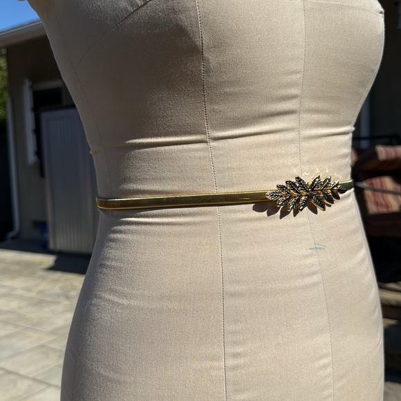 Vintage 1990s stretch gold metal belt - Picture 4 of 7